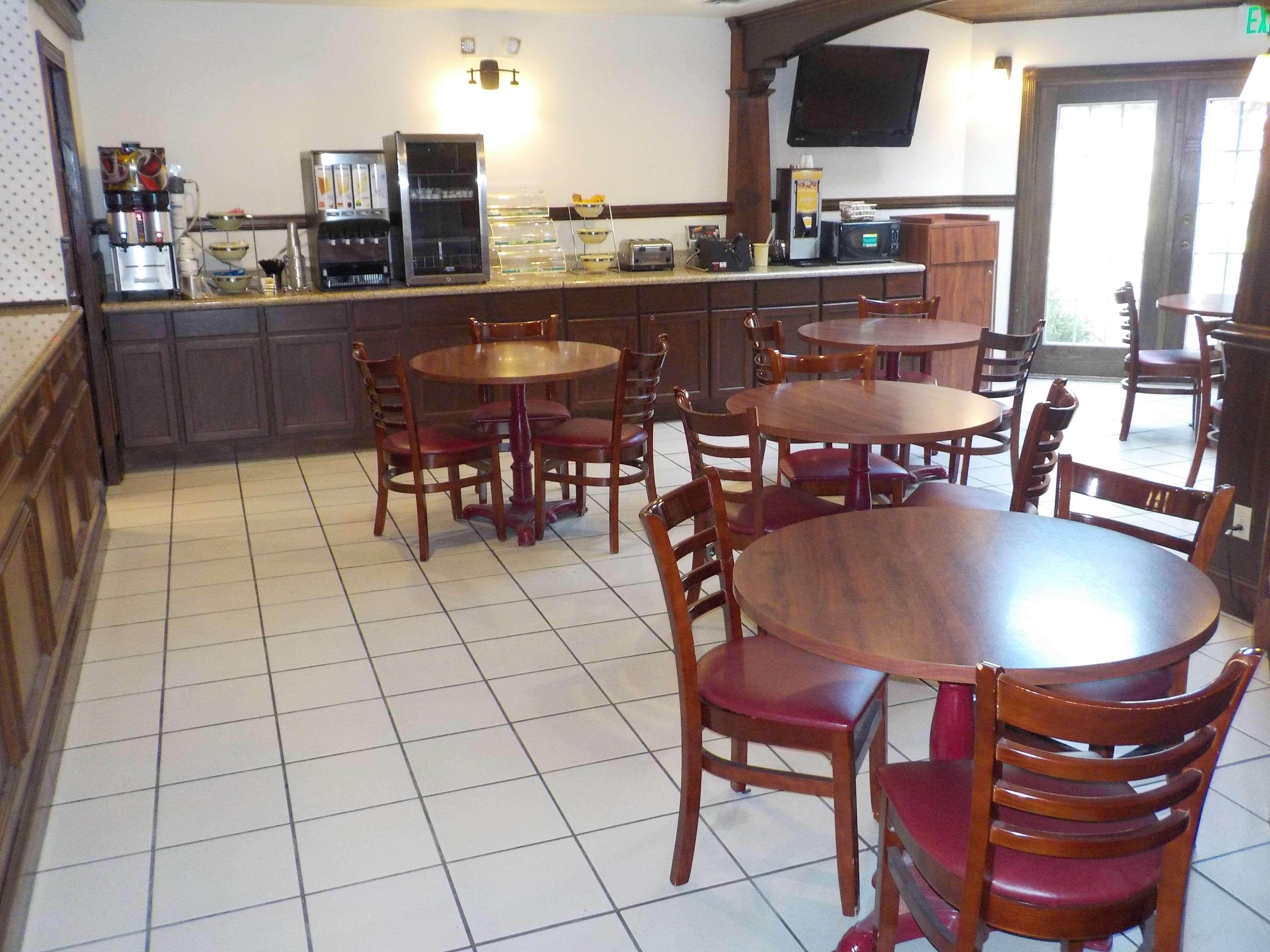 Surestay Plus Hotel By Best Western Auburn Exterior foto